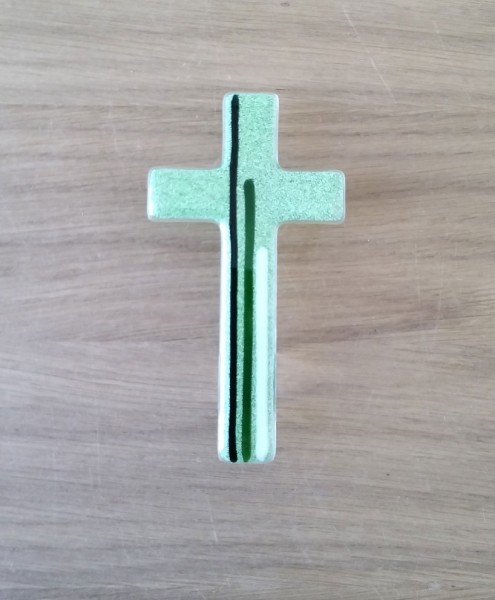 Glaskreuz grün 13 cm